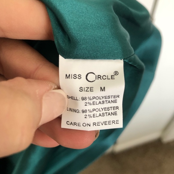 Miss Circle Teal Faye Long Sleeve Satin Dress Size M - Picture 6 of 8